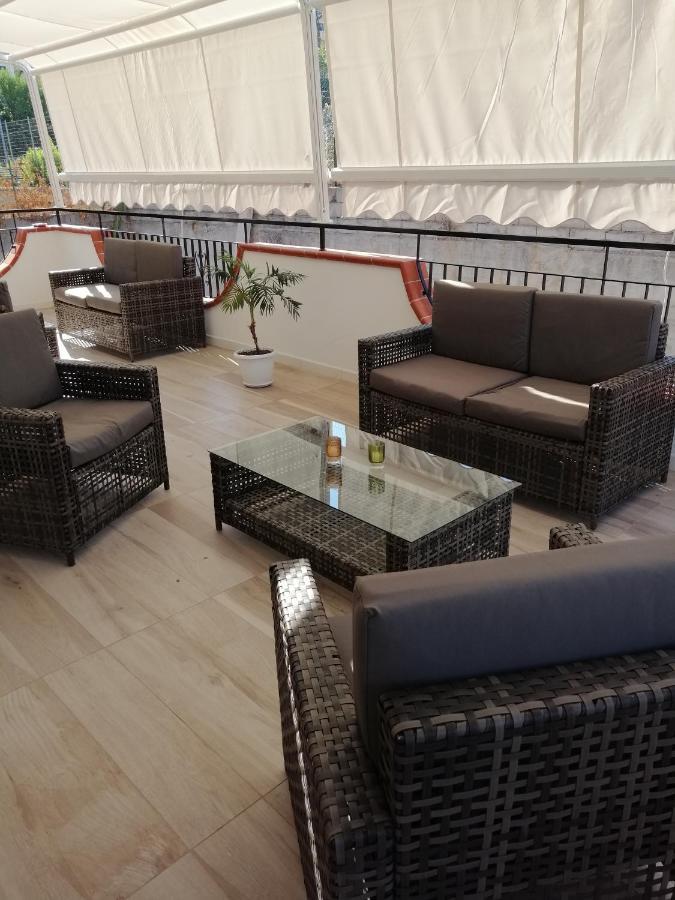 Oikia Rooms Паргелия Экстерьер фото
