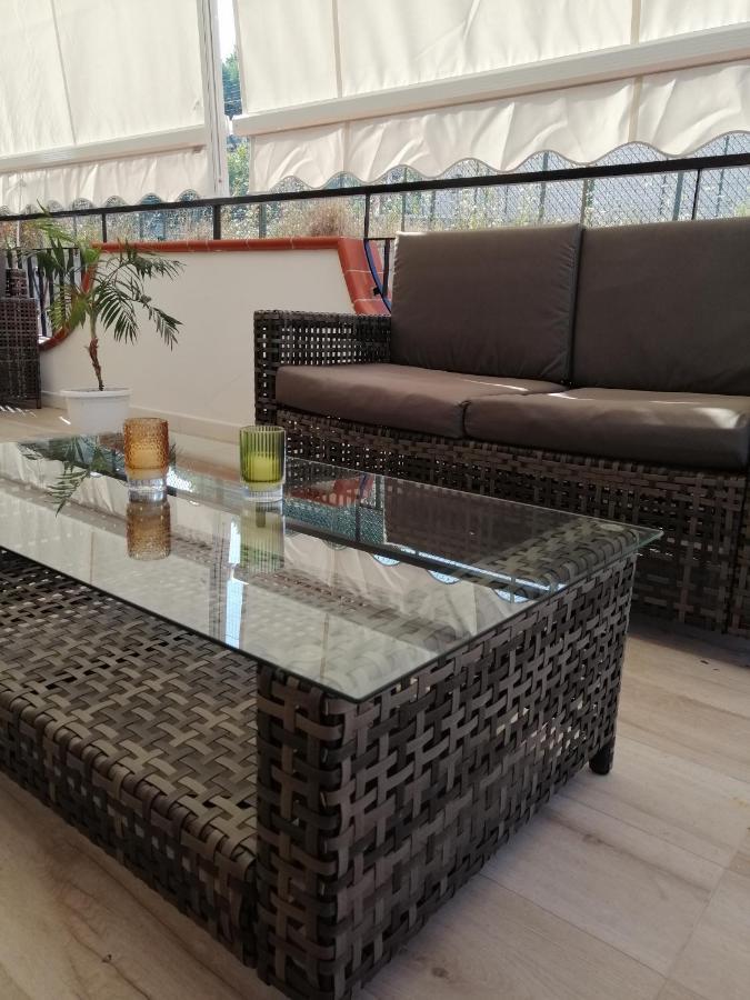 Oikia Rooms Паргелия Экстерьер фото